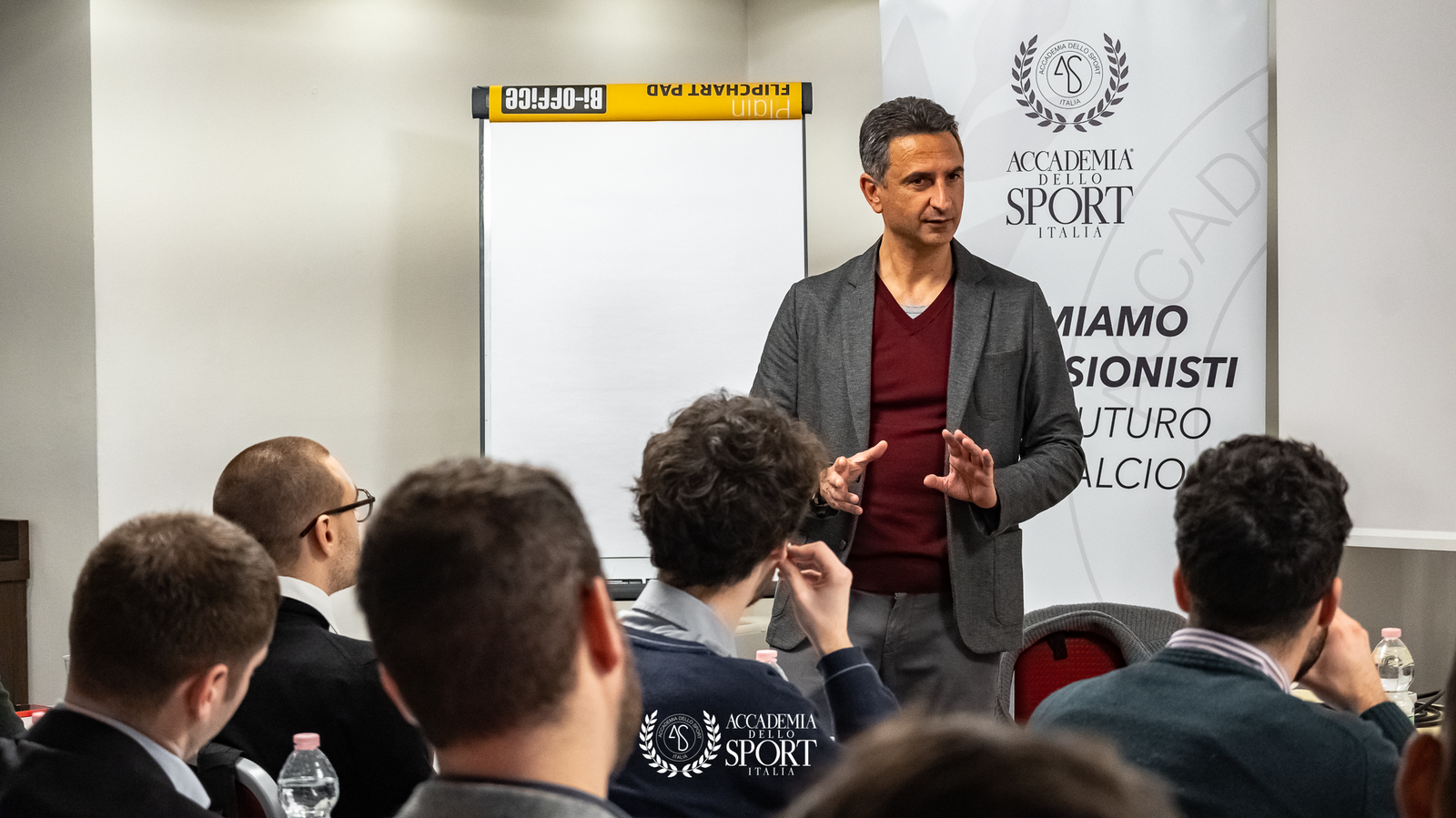 Come diventare direttore sportivo: percorso, competenze e ruolo